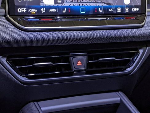 New 2026 Volkswagen Tiguan S AWD/4WD image 17