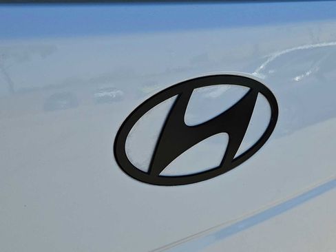 Used 2025 Hyundai Santa Fe Calligraphy AWD/4WD image 11
