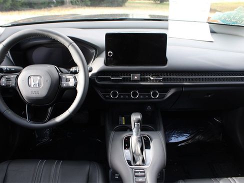 Certified 2024 Honda HR-V EX-L image 11