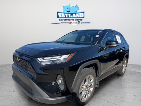 Used 2024 Toyota RAV4 XLE Premium image 1