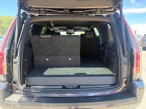 Used 2015 Cadillac Escalade Platinum AWD/4WD image 27