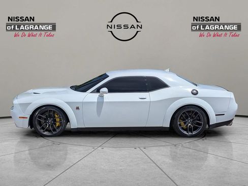 Used 2021 Dodge Challenger R/T Scat Pack RWD image 9