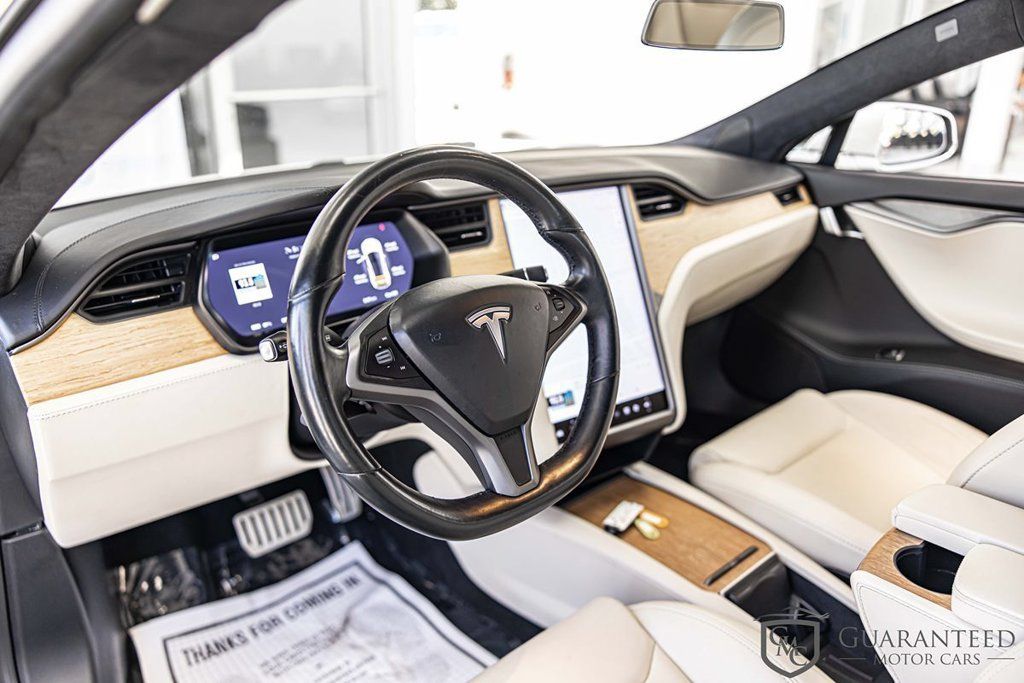 Used 2021 Tesla Model S Performance AWD/4WD image 21