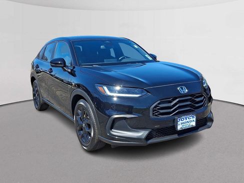 Certified 2023 Honda HR-V Sport image 2