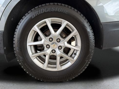 Used 2023 Chevrolet Equinox LT AWD/4WD image 15