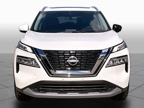 Certified 2023 Nissan Rogue SV w/ SV Premium B Package FWD image 4