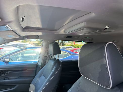 Used 2024 Honda Odyssey Elite image 9