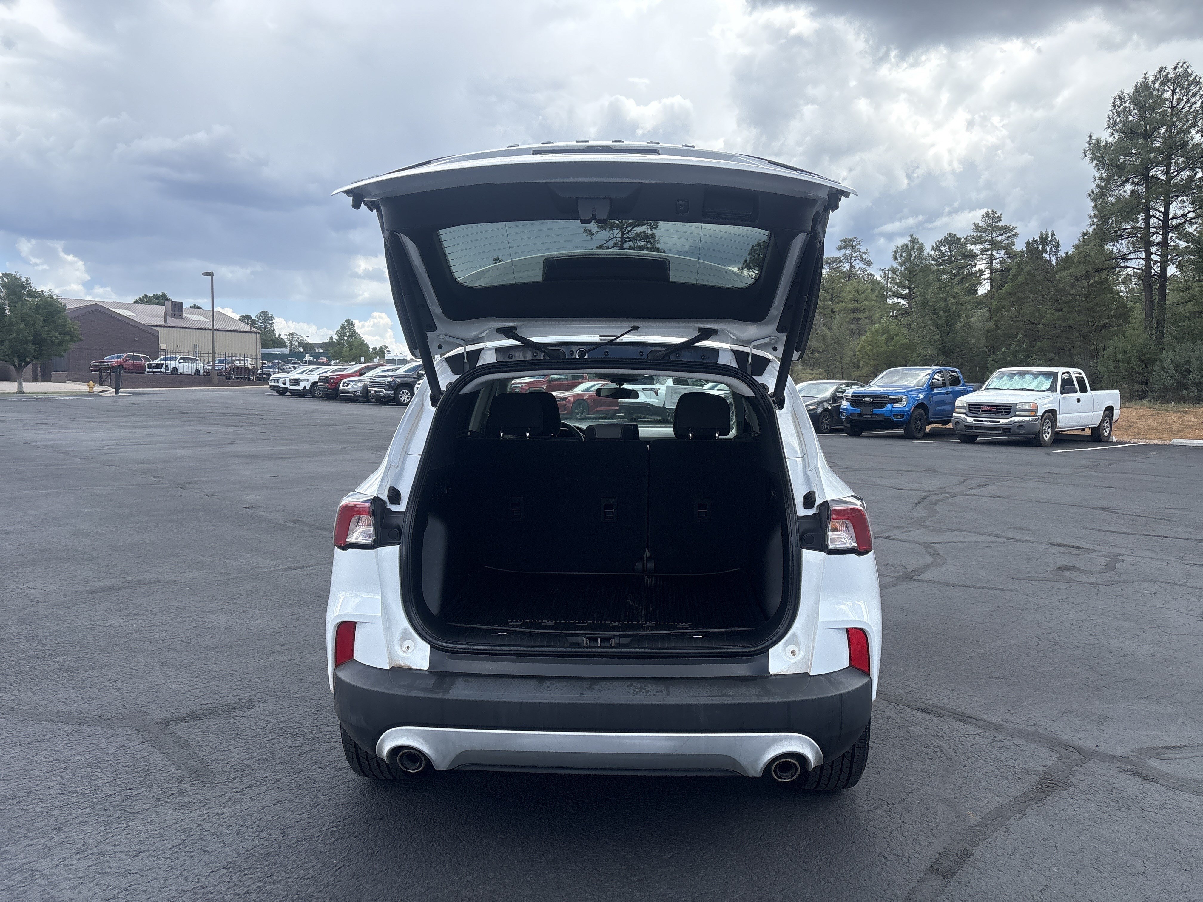 Used 2021 Ford Escape SE w/ Convenience Package AWD/4WD image 10