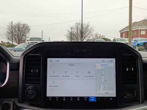 Used 2025 Ford F150 Lariat w/ Equipment Group 501A Mid image 18