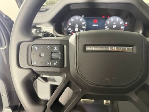 Used 2025 Land Rover Defender 110 X AWD/4WD image 18
