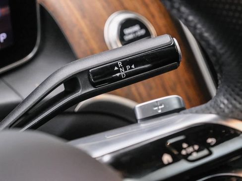 Certified 2025 Mercedes-Benz GLC 300 image 19