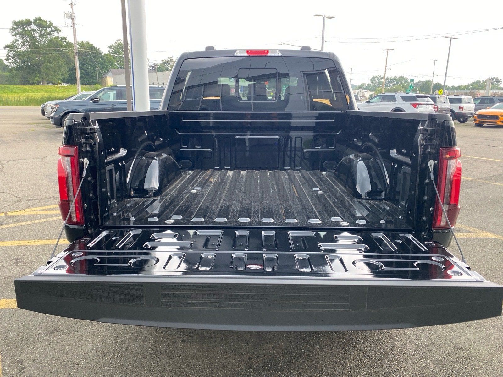 Used 2026 Ford F150 Lariat AWD/4WD image 27
