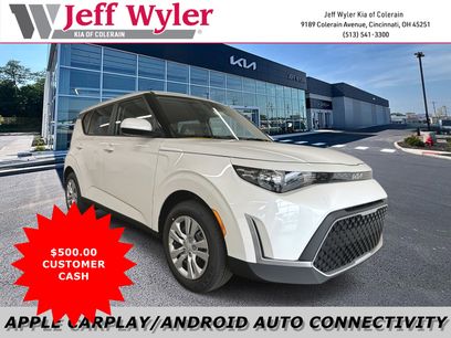 New 2025 Kia Soul LX