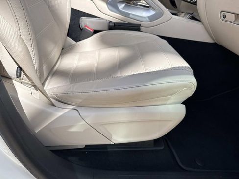 Used 2024 Mercedes-Benz GLE 450 4MATIC image 14