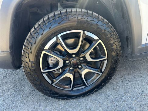 Used 2025 Jeep Compass Trailhawk w/ Trailer Tow Group image 29