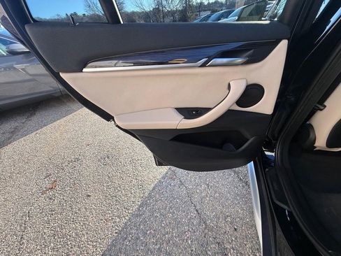 Used 2018 BMW X1 xDrive28i w/ Convenience Package image 15