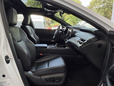 Used 2024 Lexus RX 350h w/ Cold Area Package AWD/4WD image 33