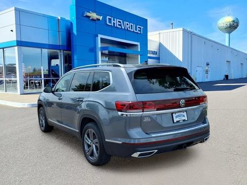 Used 2025 Volkswagen Atlas SEL AWD/4WD image 6