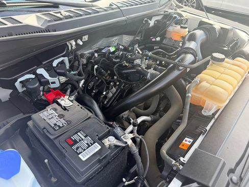 Used 2020 Ford F150 XLT w/ Equipment Group 302A Luxury AWD/4WD image 42