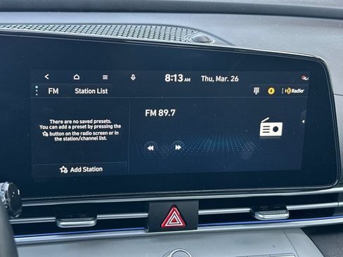 Used 2025 Hyundai Elantra Limited FWD image 22
