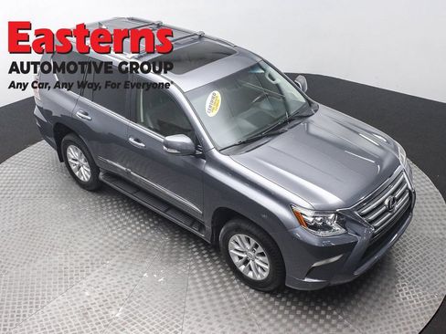 Used 2018 Lexus GX 460 Premium AWD/4WD image 3