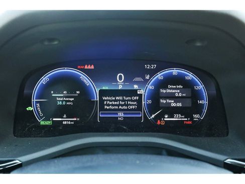 Used 2025 Toyota Camry XLE image 14