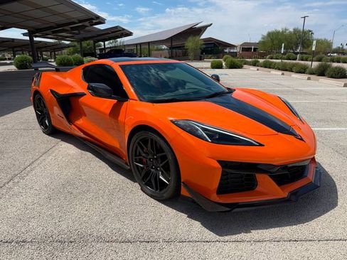 Used 2024 Chevrolet Corvette Z06 w/ Z07 Performance Package image 24