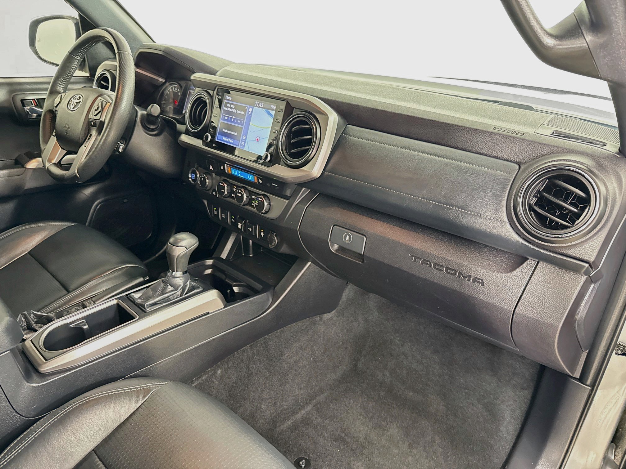 Certified 2021 Toyota Tacoma Limited AWD/4WD image 32