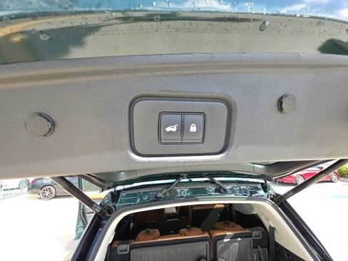 Used 2025 Nissan Pathfinder Platinum w/ Cargo Package image 29