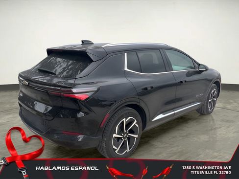 Used 2025 Chevrolet Equinox EV LT image 5