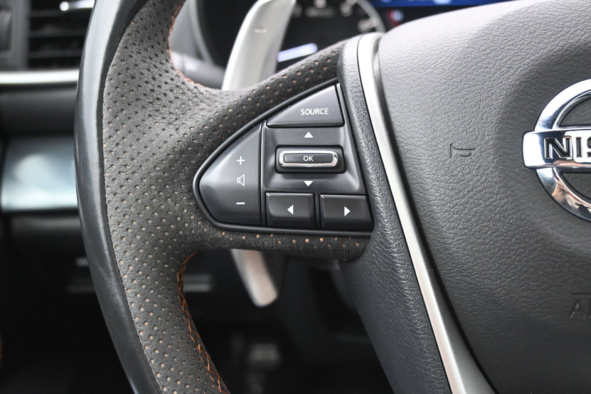 Used 2021 Nissan Maxima SR FWD image 19