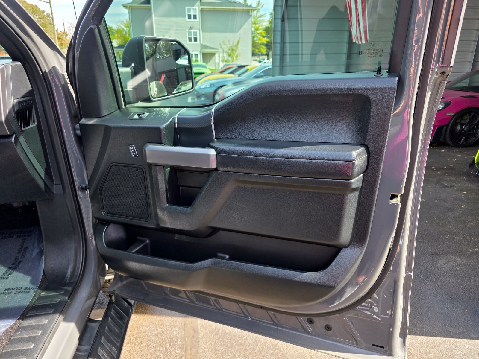 Used 2020 Ford F150 XLT w/ Equipment Group 302A Luxury AWD/4WD image 41
