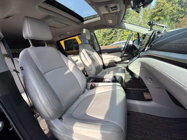 Used 2022 Honda Odyssey Touring image 5