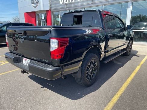 Used 2019 Nissan Titan SL w/ Midnight Edition AWD/4WD image 4