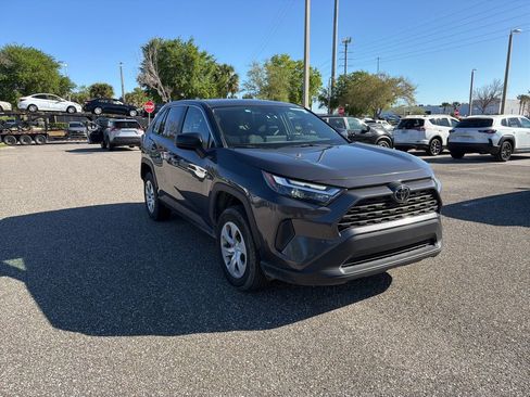 Used 2025 Toyota RAV4 LE image 7