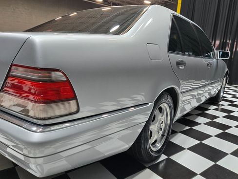 Used 1999 Mercedes-Benz S 500 Sedan image 43