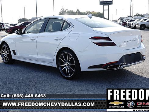 Used 2025 Genesis G70 2.5T RWD image 38