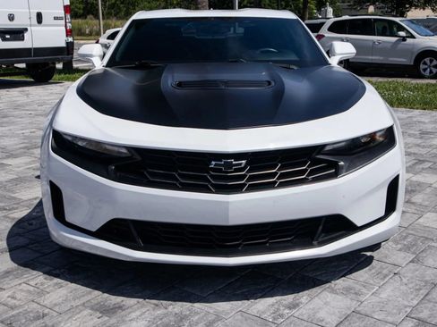 Used 2021 Chevrolet Camaro LT w/ Technology Package RWD image 2