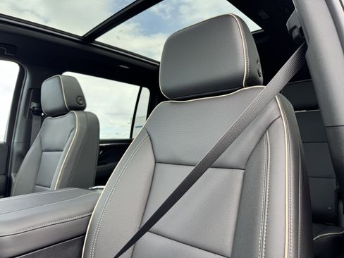 New 2026 Chevrolet Suburban Premier w/ Sun And Tow Package image 13