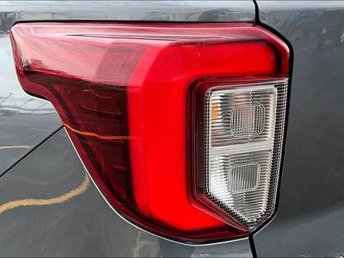Used 2022 Ford Explorer ST AWD/4WD image 22