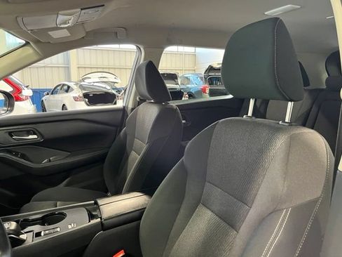 Used 2024 Nissan Rogue SV FWD image 23