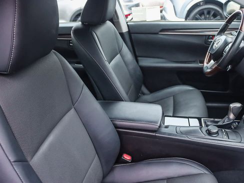 Used 2017 Lexus ES 350 image 16
