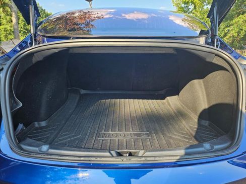 Used 2018 Tesla Model 3 Long Range RWD image 33