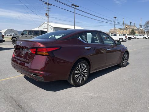 Used 2025 Nissan Altima 2.5 SV image 5