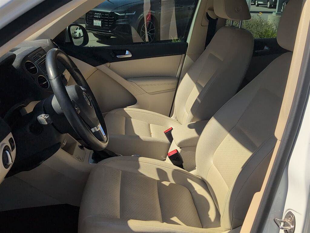 Used 2017 Volkswagen Tiguan S FWD image 13