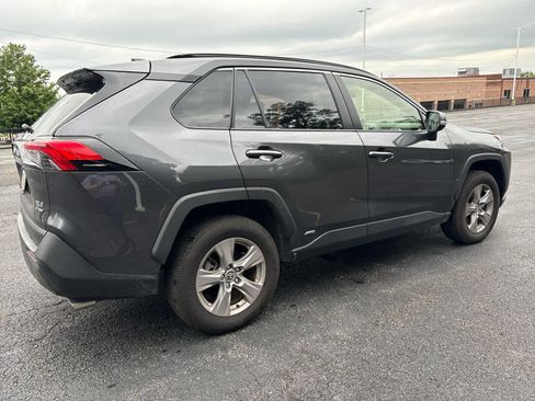 Used 2025 Toyota RAV4 XLE AWD/4WD image 14