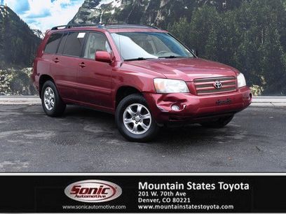 Used 2006 Toyota Highlander w/ 3rd Row