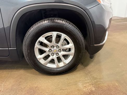 Used 2019 Chevrolet Traverse LT image 89