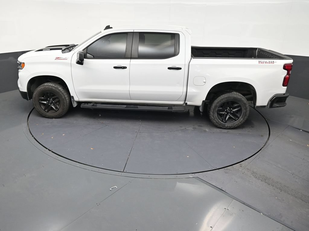 Used 2023 Chevrolet Silverado 1500 LT Trail Boss w/ LT Trail Boss Premium Package AWD/4WD image 13