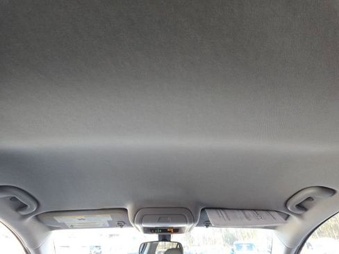 Used 2019 Chevrolet Equinox LT image 37